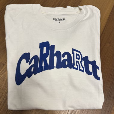 carhartt t-shirt