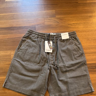 Pull&Bear relaxed fit men‘s shorts