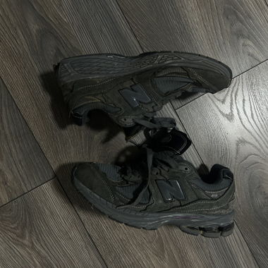 Black New Balance Shoes