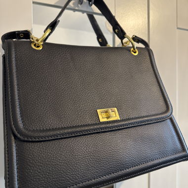 Leather bag