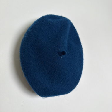 Berretto in lana blu