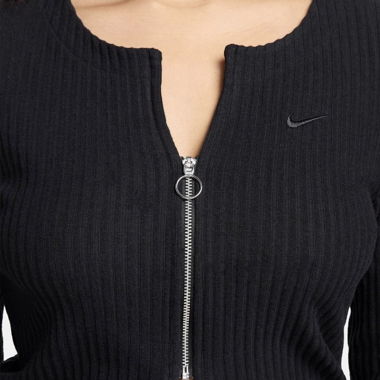 Top nero a coste con zip