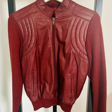 Veste en cuir vintage — Hongrie, 1981
