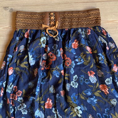 Floral skirt with braided waistband