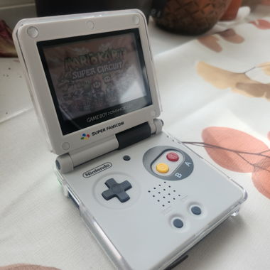 Nintendo Game Boy Advance SP Super Famicom