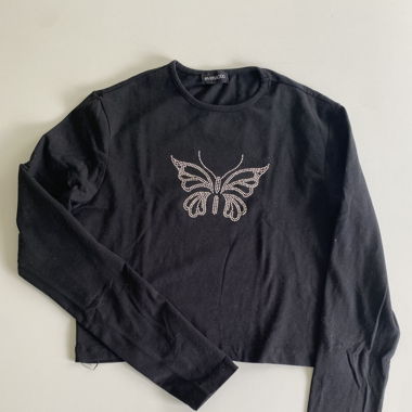 black crop top with long sleeves + glitter stones