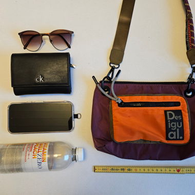 kleine Desigual Tasche
