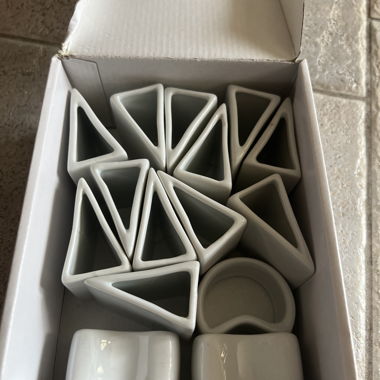 Portatovaglioli in ceramica