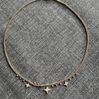Collier acier inoxydable doré avec étoiles