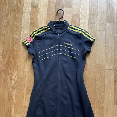 Vintage Adidas Kleid