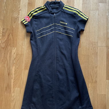 Vintage Adidas Kleid