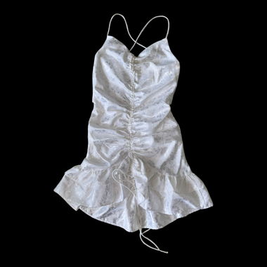 Mini-Robe Y2K weiss mit Blumen