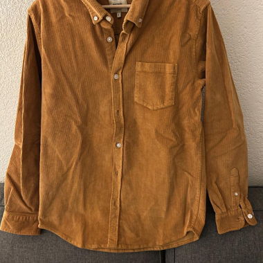 Chemise de velours côtelé