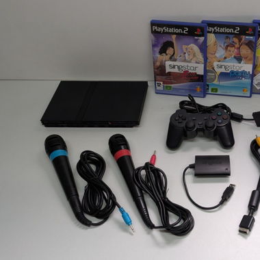 PlayStation 2 : Set Singstar (Karaoké) et 4 jeux
