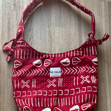 Coquette Handtasche Handgemacht