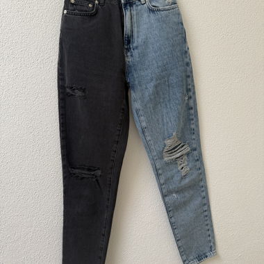Harley Quinn Jeans aus bicolor Denim