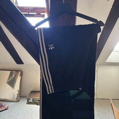 Adidas Trainingshose schwarz