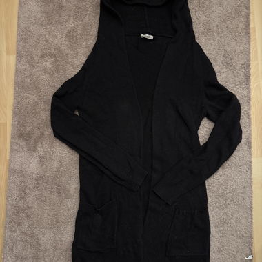 Cardigan long noir à capuche