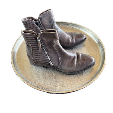 Cute Dark Brown Leather Boots