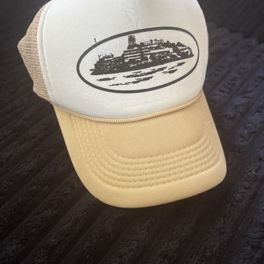 Cappellino trucker beige/bianco