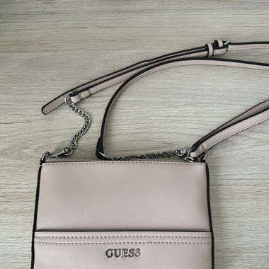Guess Umhängetasche 