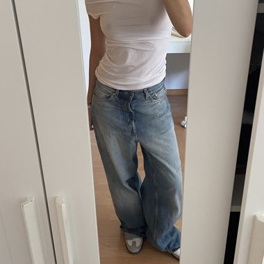weekday astro jeans