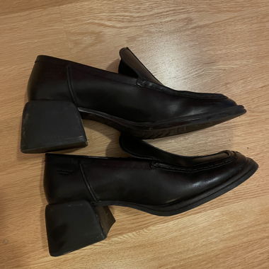 Vagabond Ansie Pumps