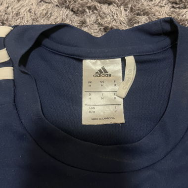 Adidas T-shirt