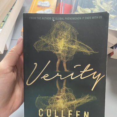 Duo Colleen Hoover Verity & Ugly Love