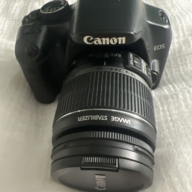 Canon EOS Kamera mit Objektiv