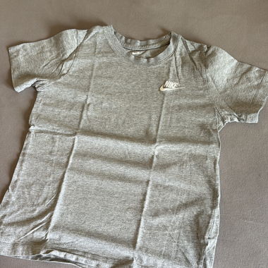 Nike Grey T-Shirt
