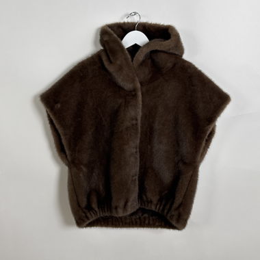 Gilet con cappuccio in ecopelliccia marrone