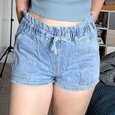 Short in jeans blu chiaro
