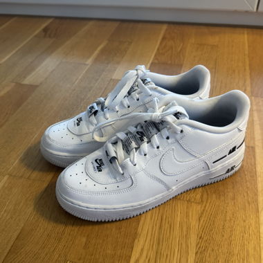 Nike Air Force 1 White Gr. 38.5