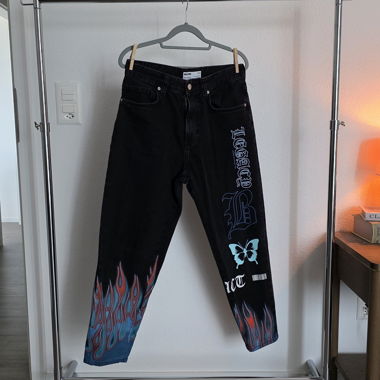 Jeans Loose imprimé Bershka