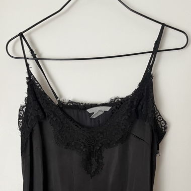 BLACK TOP