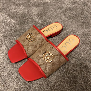 Mules Gucci 