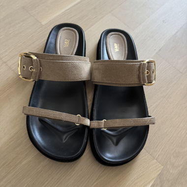 Mules Zara
