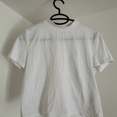 Weisses T-Shirt