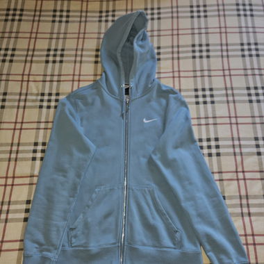 Pull Nike