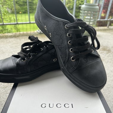 Schuhe