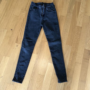 Schwarze Jeans
