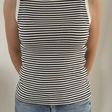 ärmelloses shirt