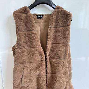 Woman’s Artime sleeveless jacket 