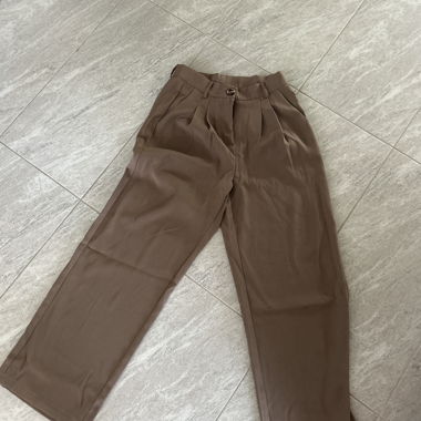 Pantalon à plis