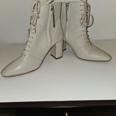 Bottines à lacets beige