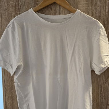 Weisses T-Shirt