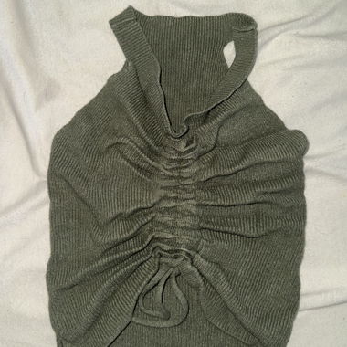 olive green crop trop
