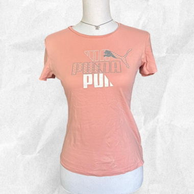 T-shirt grafica rosa Puma