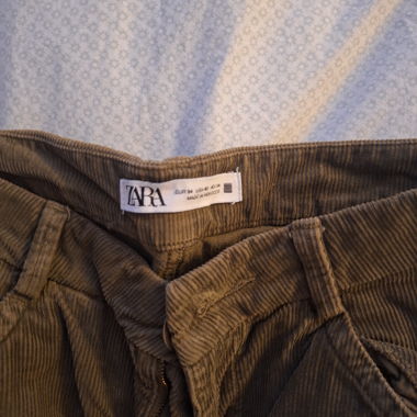 Pantaloni cargo in velluto a coste ZARA kaki EUR 34